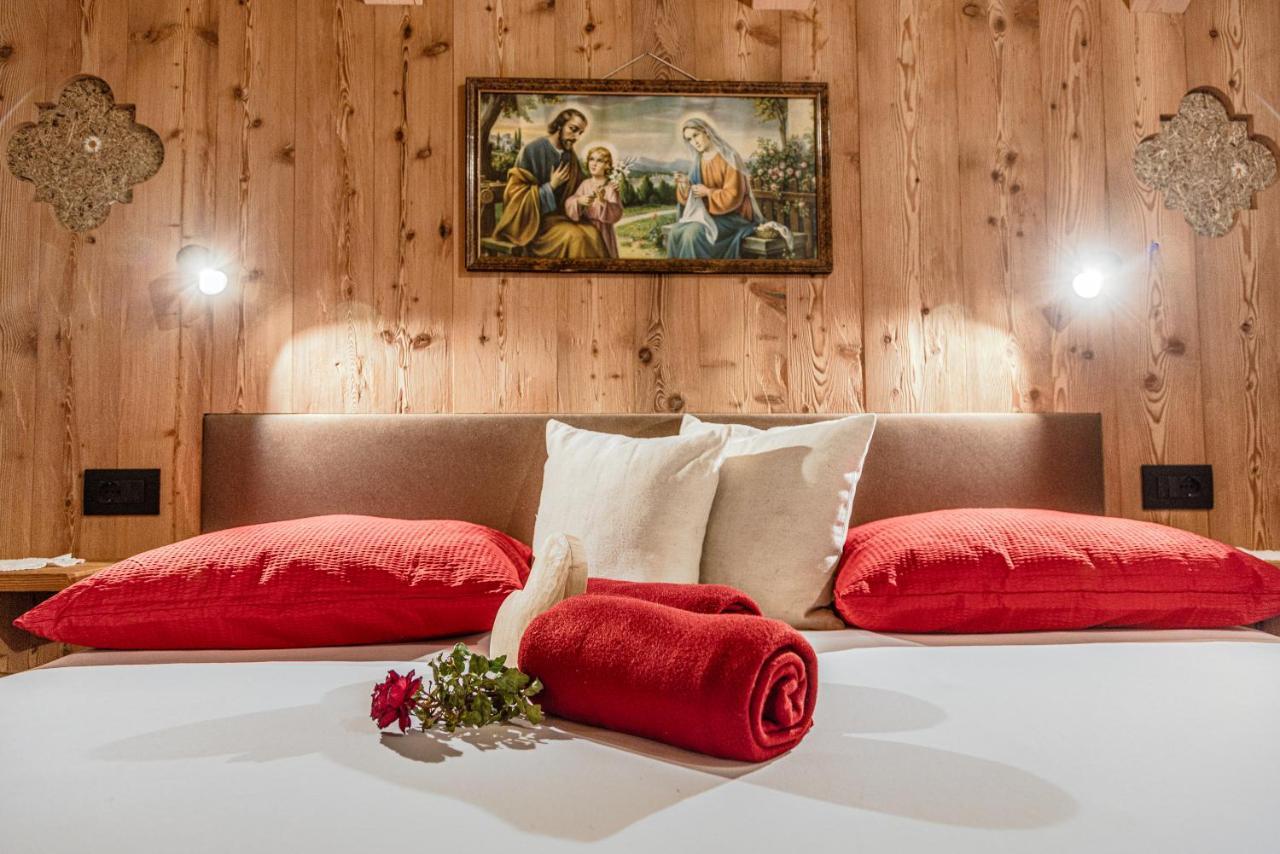 Farm Chalet Jusciara Badia (South Tyrol) Exterior foto