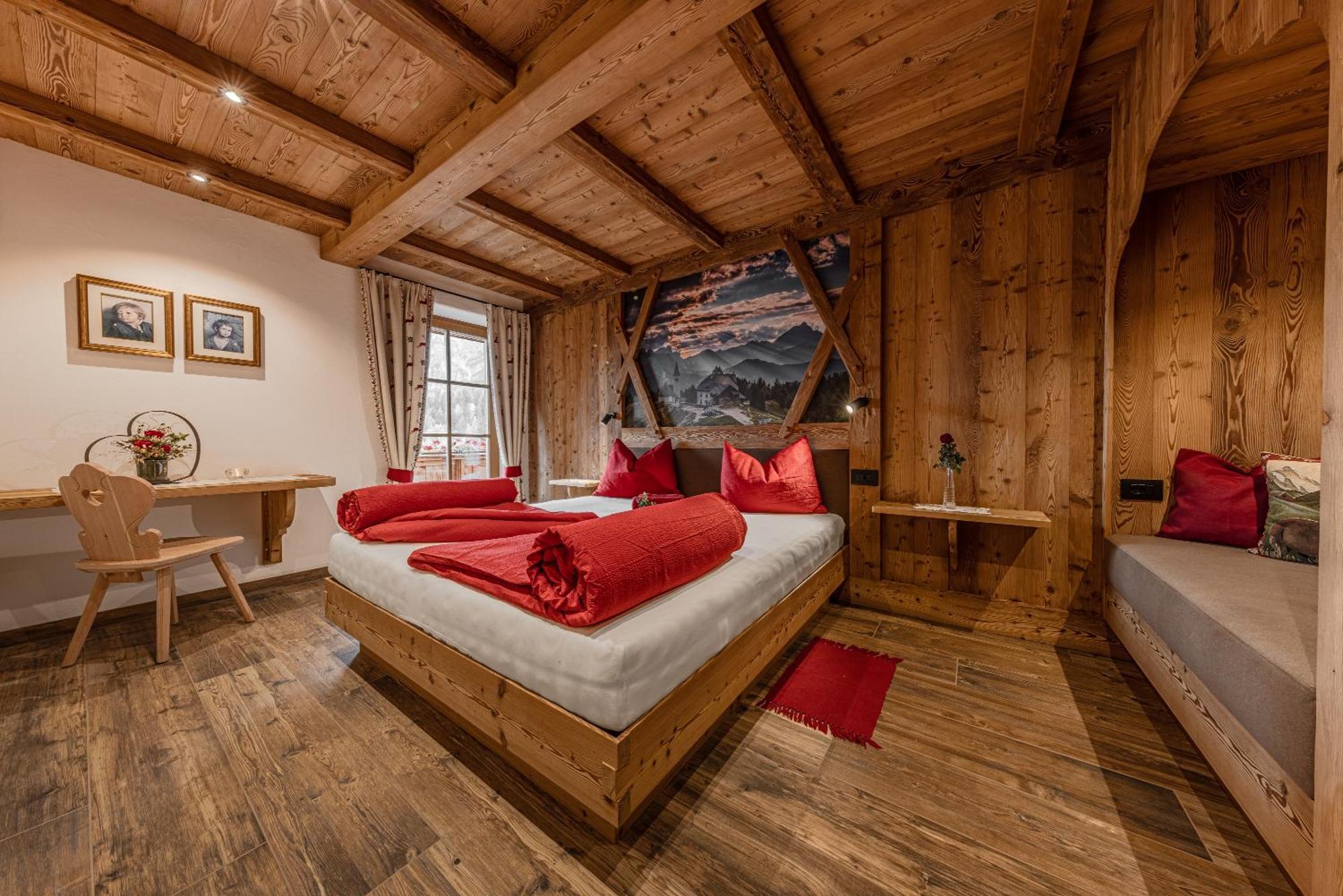 Farm Chalet Jusciara Badia (South Tyrol) Exterior foto