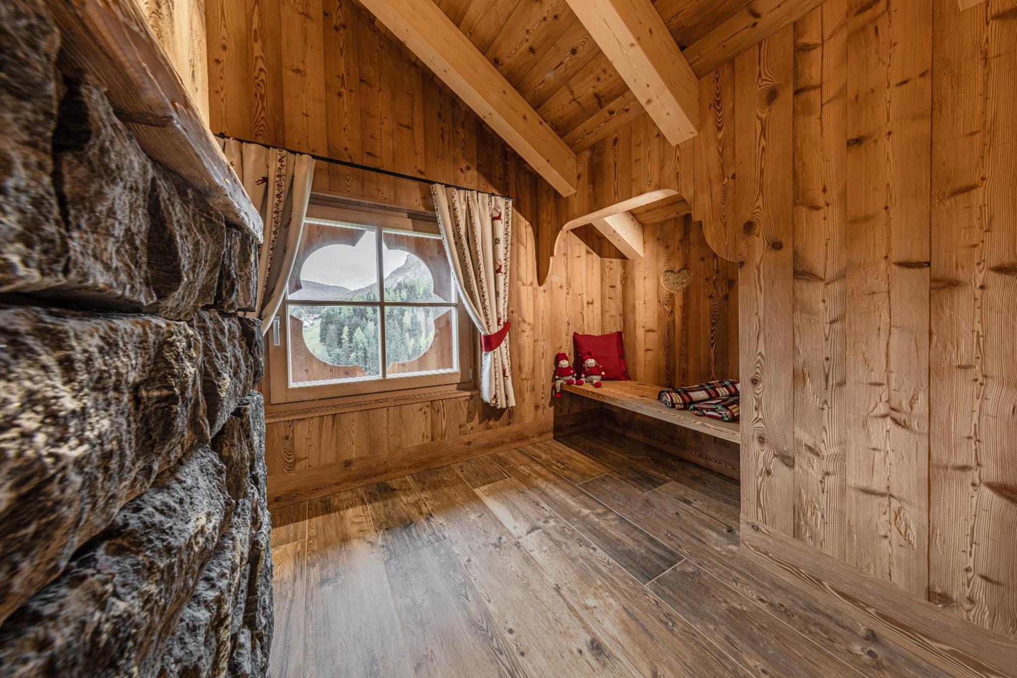 Farm Chalet Jusciara Badia (South Tyrol) Exterior foto